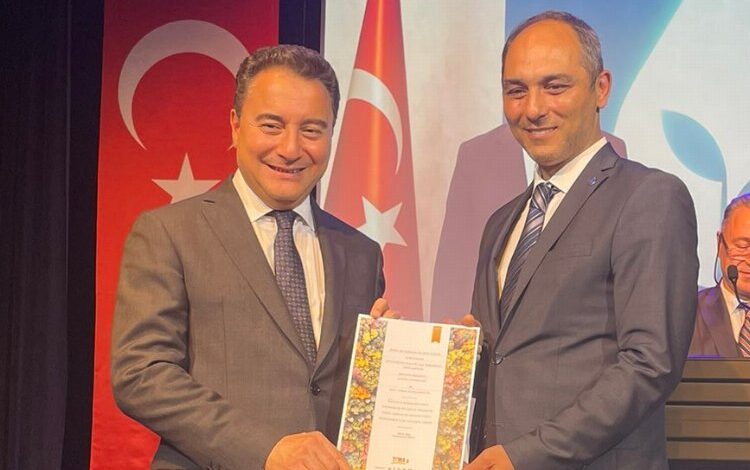 Ağaoğlu DEVA İstanbul İl Başkanı oldu Ağaoğlu DEVA İstanbul İl Başkanı oldu