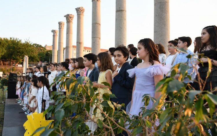 Tarihi mekanda dünya melodileri yankılandı
