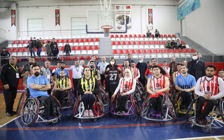 Gazişehir Gaziantep Spor Kulübü’nden 600 madalya Gazişehir Gaziantep Spor Kulübü’nden 600 madalya