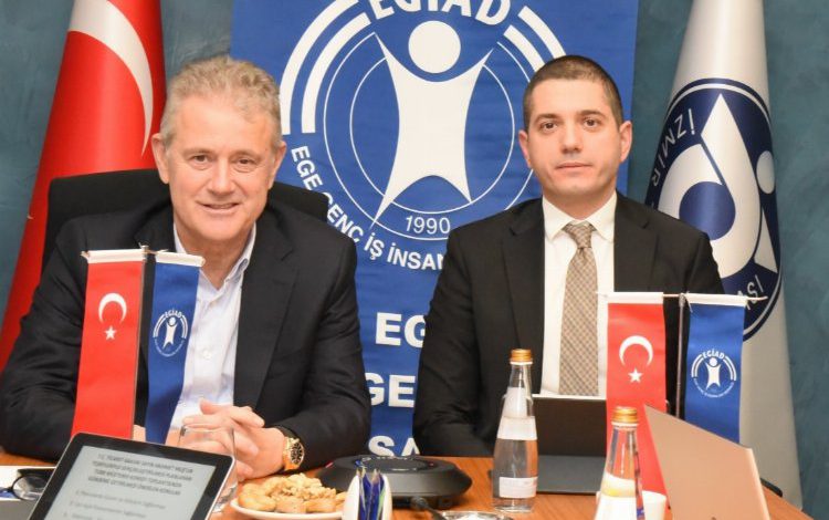 İzmir iş dünyası EGİAD toplantısında buluştu