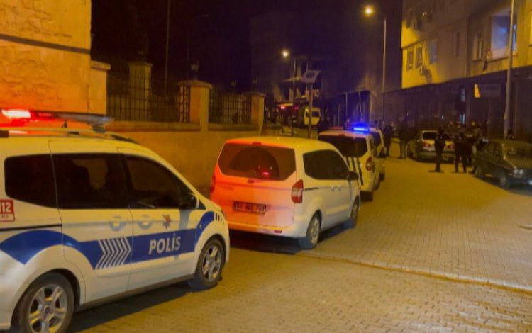 Adıyaman’da aracın önünü kesip darp ettiler