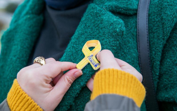 KAÇUV Çocukluk Çağı Kanseri Farkındalık Günü’nde İstanbul’da “#sarıyıfarket” diyor KAÇUV Çocukluk Çağı Kanseri Farkındalık Günü’nde İstanbul’da “#sarıyıfarket” diyor