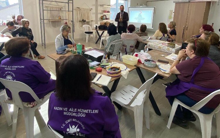 İZGİM’de ‘Kızıla’y farkındalığı İZGİM’de ‘Kızıla’y farkındalığı