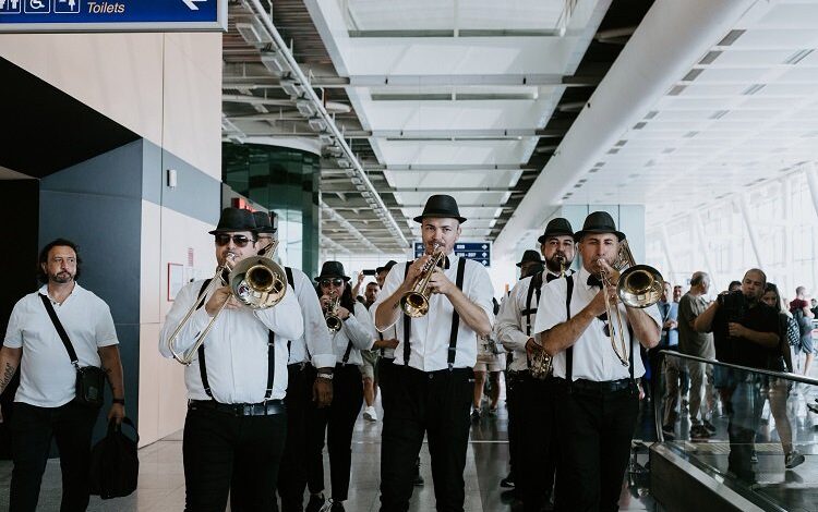 Adnan Menderes Havalimanı’nda 9 Eylül coşkusu Adnan Menderes Havalimanı’nda 9 Eylül coşkusu