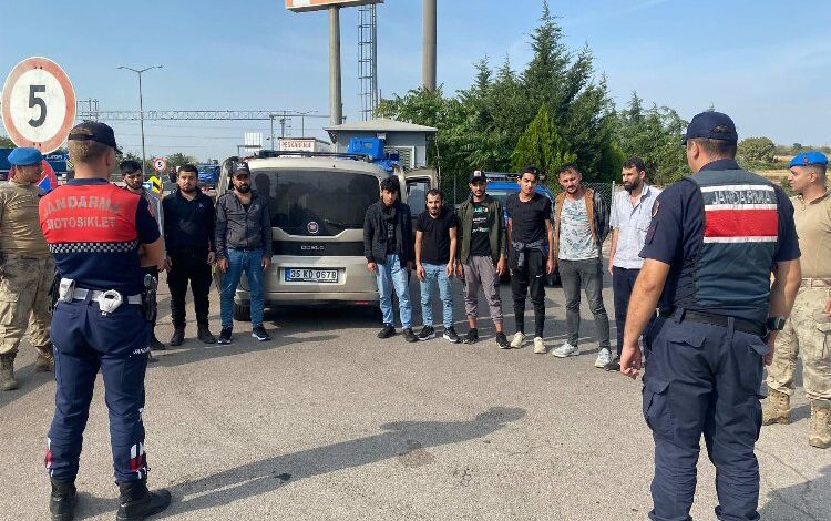 Edirne’de FETÖ operasyonu: 4 tutuklama Edirne’de FETÖ operasyonu: 4 tutuklama