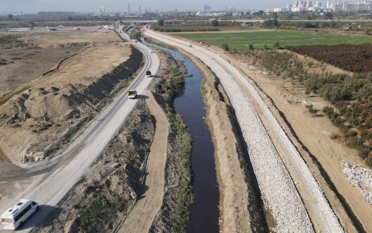 Bursa Yıldırım’da dere ıslahları sürüyor