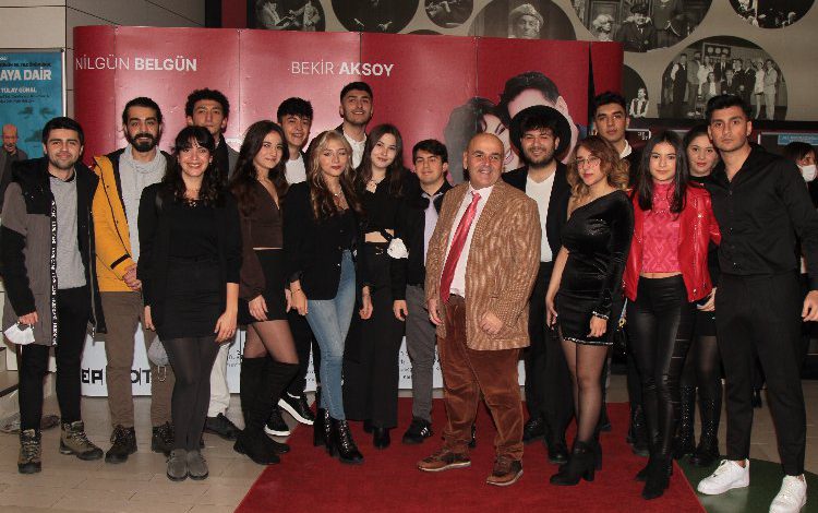 ‘Kalpten Kalbe’nin galasına ünlü akını ‘Kalpten Kalbe’nin galasına ünlü akını