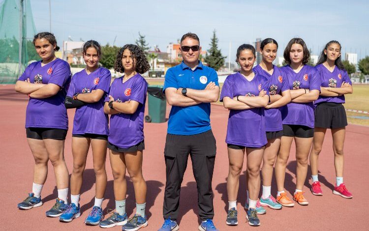 “Kır Çiçekleri” başarıya doymuyor “Kır Çiçekleri” başarıya doymuyor