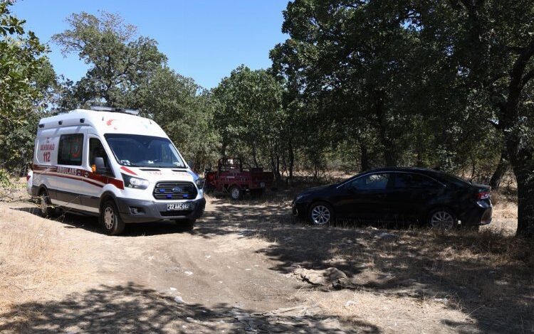 Kayıp olan şehit babasının cansız bedenine ulaşıldı Kayıp olan şehit babasının cansız bedenine ulaşıldı