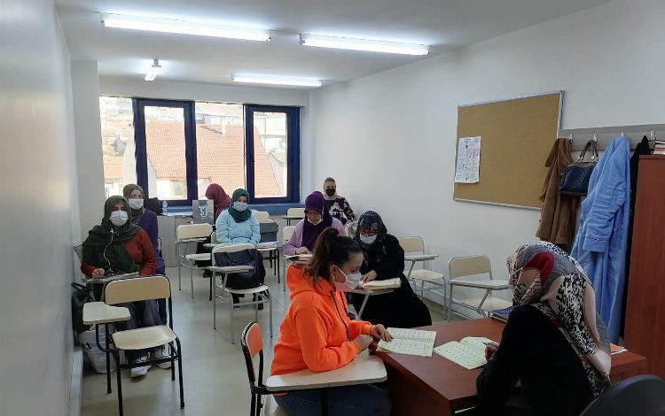 Çınar Çocuk Evi ve İZMEK’e  pazartesi günü kar tatili