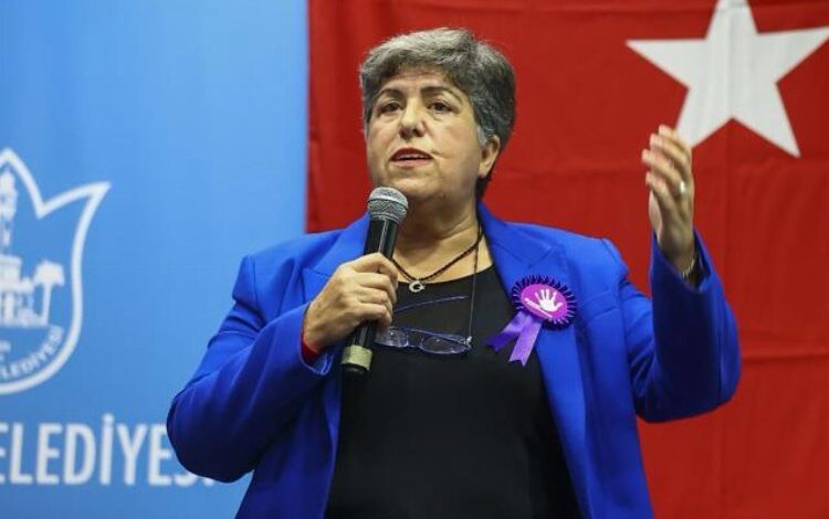 Kadınlardan siyasi partilere çağrı… Partilerde kol değil, beyin olalım