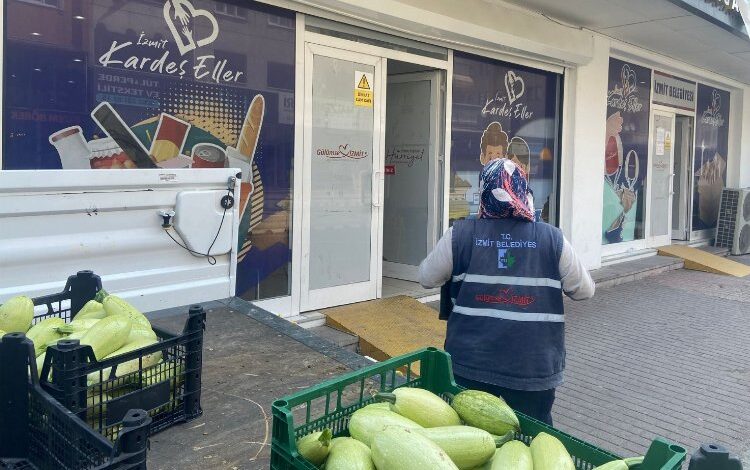 İzmit’in hasadı halkına ulaşıyor İzmit’in hasadı halkına ulaşıyor