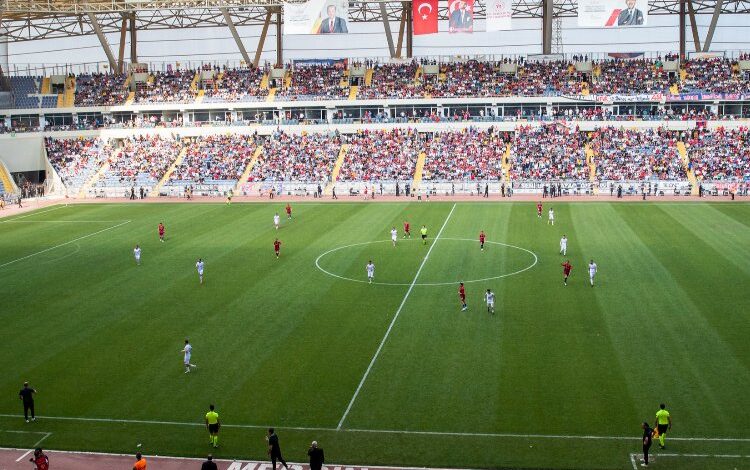 Yeni Mersin İdman Yurdu şampiyon oldu