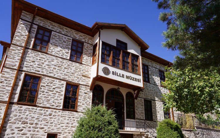 Sille Müzesi zengin koleksiyonu ile dikkat çekiyor Sille Müzesi zengin koleksiyonu ile dikkat çekiyor