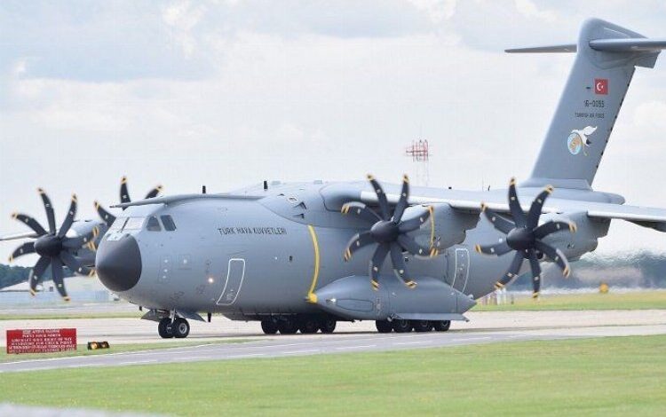 Tahliye uçağına hafif silahla ateş açıldı Tahliye uçağına hafif silahla ateş açıldı