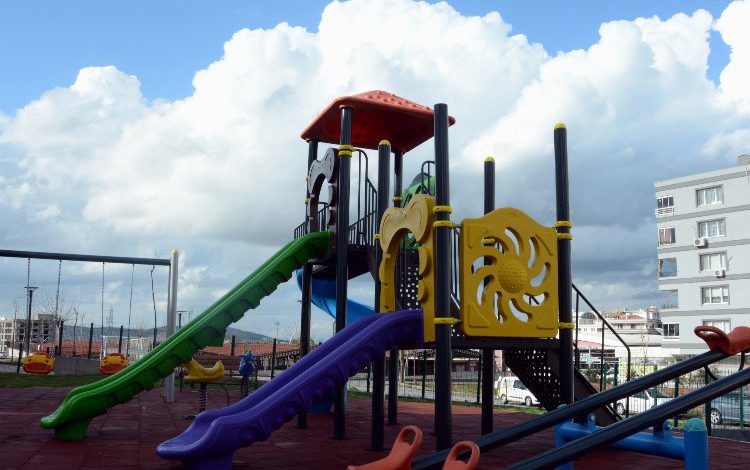 İzmir Aliağa’ya 4 bin metrekarelik yeşil alan daha İzmir Aliağa’ya 4 bin metrekarelik yeşil alan daha