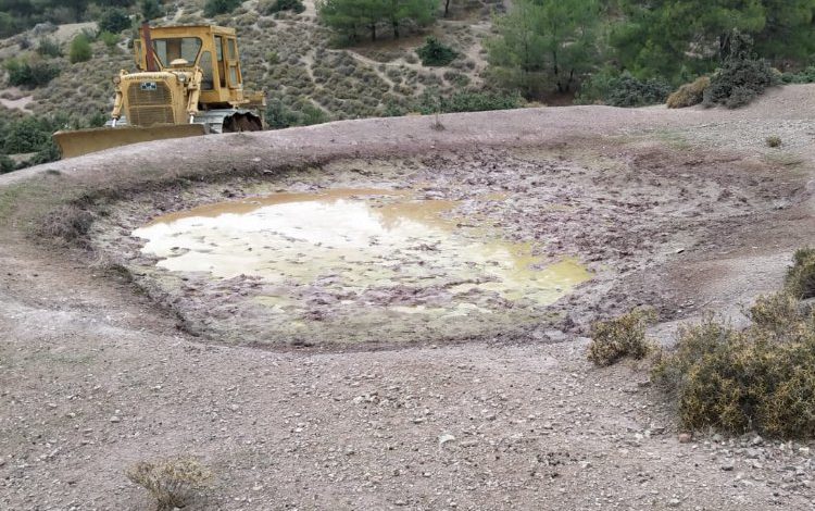 Manisa Çömlekçi Mahallesi’nde gölet temizlendi