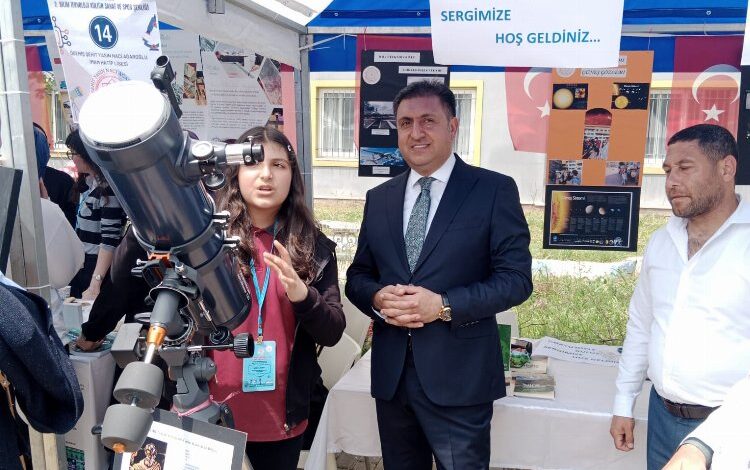 İzmirli İmam Hatipliler hünerlerini sergiledi