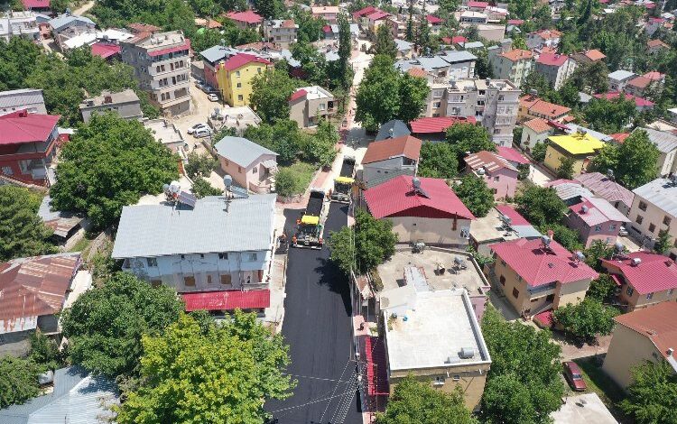 Torosların yaylalarında yollar gıcır Torosların yaylalarında yollar gıcır
