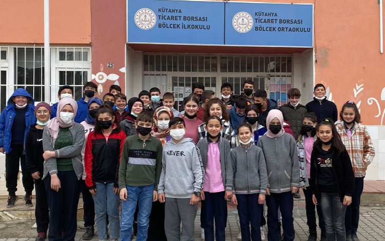 Kütahya’da gençler zararlı maddelere karşı bilgilendirildi Kütahya’da gençler zararlı maddelere karşı bilgilendirildi