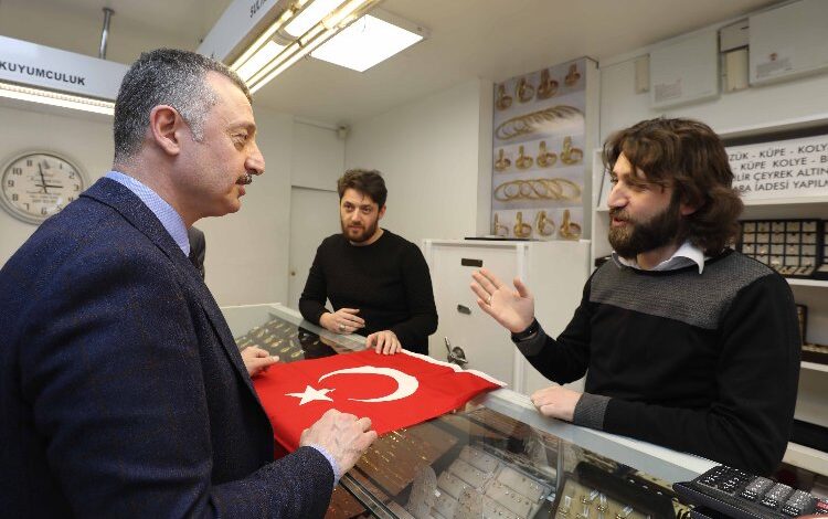 Kocaeli 20 bin Türk Bayrağı dağıtacak Kocaeli 20 bin Türk Bayrağı dağıtacak