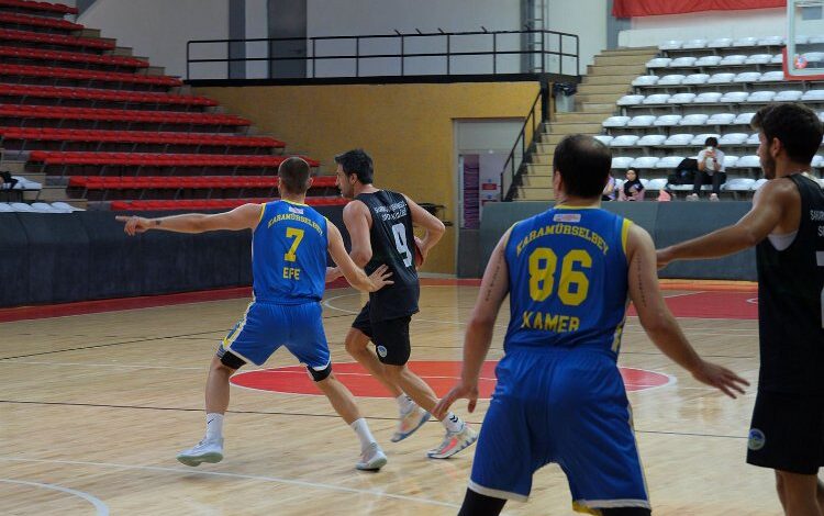 Sakaryalı basketbolculardan sezon öncesi rakiplerine gözdağı Sakaryalı basketbolculardan sezon öncesi rakiplerine gözdağı