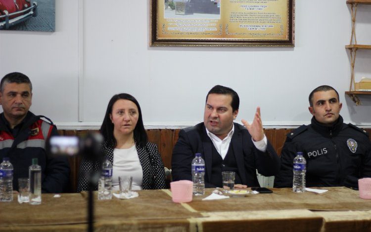 Bilecik’in Pazaryeri Kaymakamı Ferhat Altay Halk Gününde vatandaşların sorunlarını dinledi Bilecik’in Pazaryeri Kaymakamı Ferhat Altay Halk Gününde vatandaşların sorunlarını dinledi