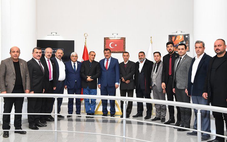 Malatyalı muhtarlardan Başkan Gürkan’a ziyaret