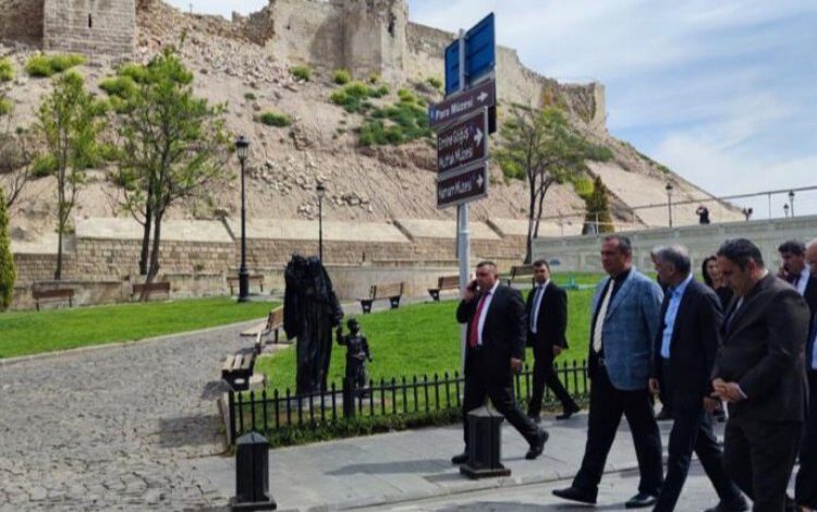 Bakan Yardımcısı’ndan Gaziantep müzelerine tam not Bakan Yardımcısı’ndan Gaziantep müzelerine tam not