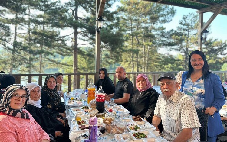 Pazaryeri Belediyesi personeline motivasyon pikniği Pazaryeri Belediyesi personeline motivasyon pikniği