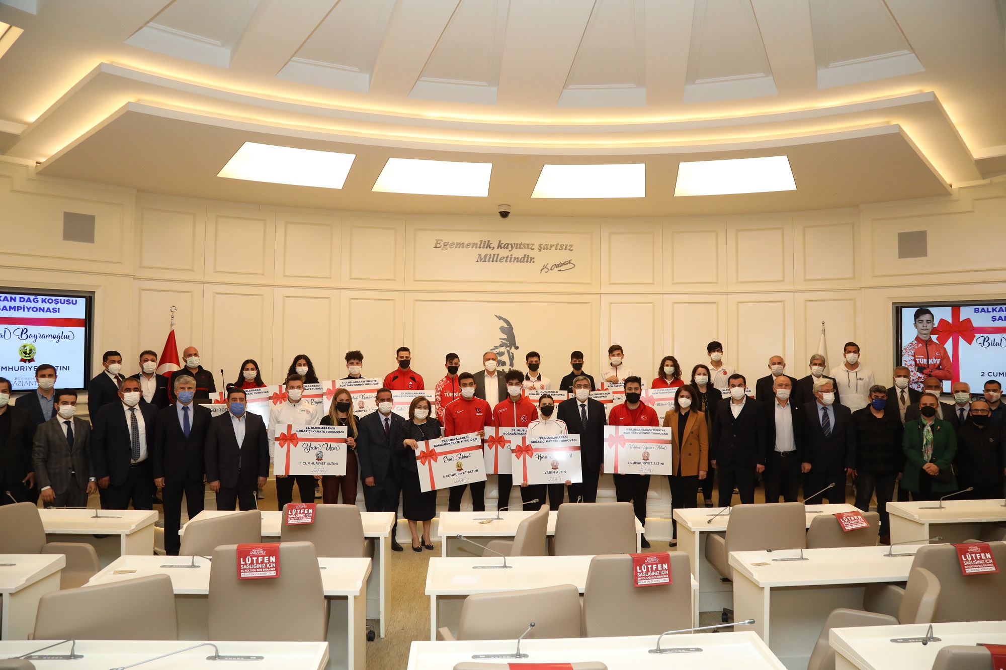 Gaziantep’te başarılı sporcular ödüllendirildi