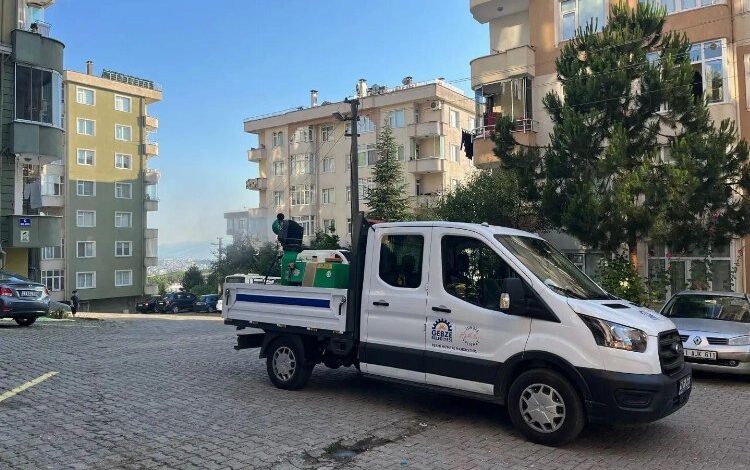 Gebze’de ilaçlama çalışmaları sürüyor Gebze’de ilaçlama çalışmaları sürüyor