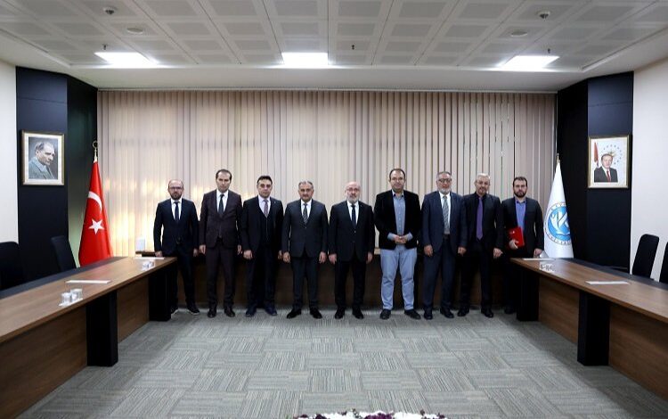 KAYÜ’de Develi Gacer Buğdayı Tanıtımı iş birliği protokolü KAYÜ’de Develi Gacer Buğdayı Tanıtımı iş birliği protokolü