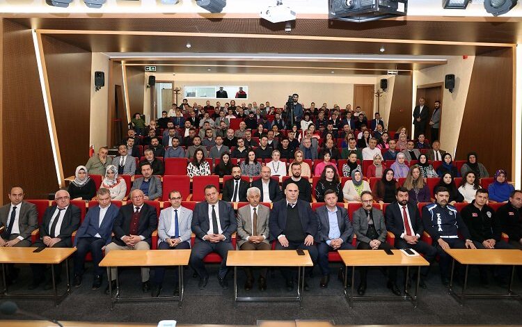 Mustafa Yalçın’dan mesai arkadaşlarına övgü Mustafa Yalçın’dan mesai arkadaşlarına övgü