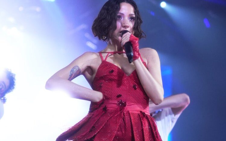 Zeynep Bastık’a dev prodüksiyon Zeynep Bastık’a dev prodüksiyon