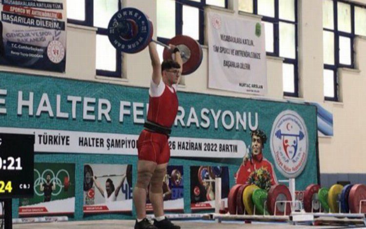 Sakaryalı halterci Gürmeriç’e ‘Milli’ davet