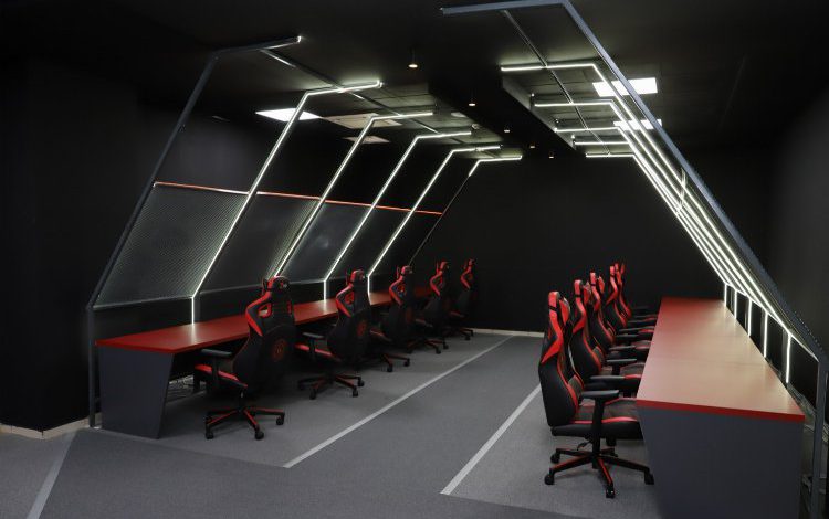 İzmir’de E-Spor Merkezi açılıyor İzmir’de E-Spor Merkezi açılıyor