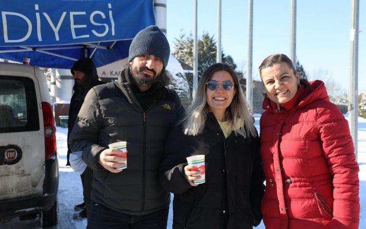 Kocaeli İzmit’te sınav önceki çorba ikramı Kocaeli İzmit’te sınav önceki çorba ikramı