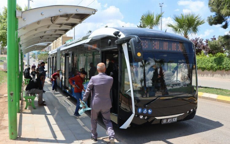 Trambüse vatandaştan tam not