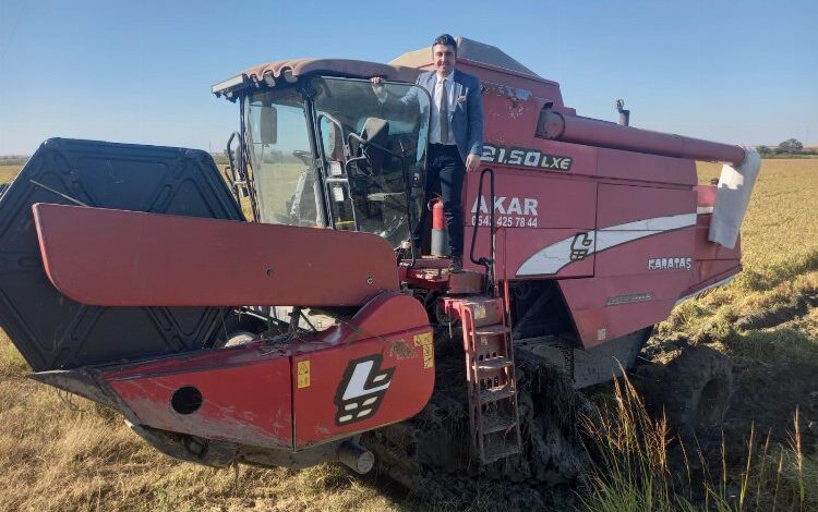 Anıl Çakır, TMO’ya biçerdöverin üzerinden seslendi