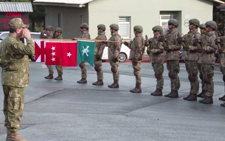 Orgeneral Bayraktaroğlu’ndan 7 yıl sonra yuvasına dönen Tugay’a ziyaret