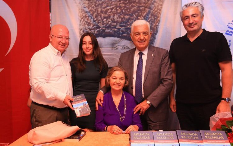 Muğla’nın ilk kadın Büyükelçisinin kitabı tanıtıldı Muğla’nın ilk kadın Büyükelçisinin kitabı tanıtıldı