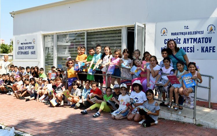 Antalya Muratpaşa’da okuma saati keyfi Antalya Muratpaşa’da okuma saati keyfi