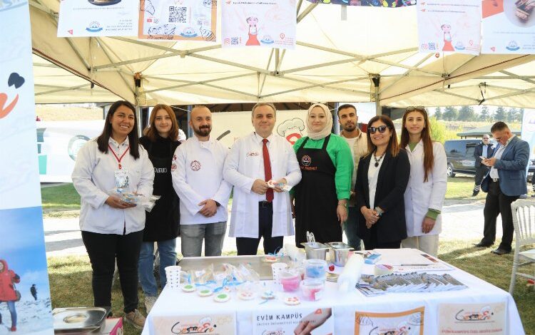 ERÜ’de “ERÜ Kampüs Günleri’22” etkinliği