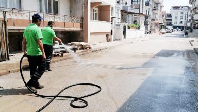 Kocaeli’de İzmit sokakları gece gündüz yıkanıyor