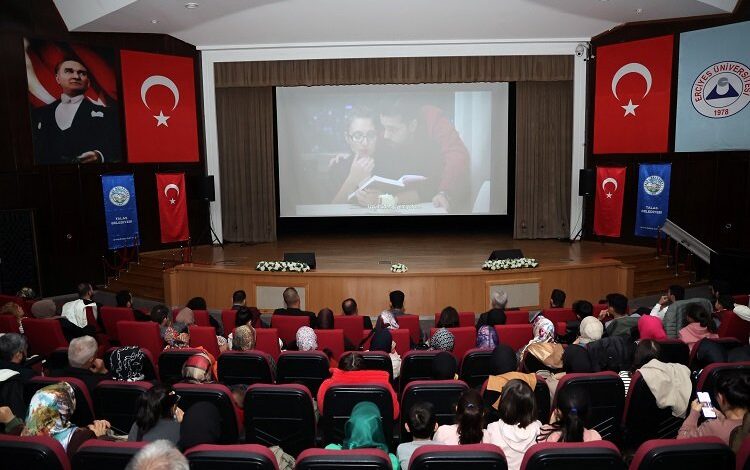 Kayseri Talas’ta 3 Aralık’a özel film gösterimi Kayseri Talas’ta 3 Aralık’a özel film gösterimi