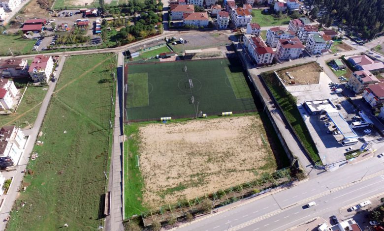 Kocaeli’de Darıca Nene Hatun Futbol Sahası yenilenecek Kocaeli’de Darıca Nene Hatun Futbol Sahası yenilenecek