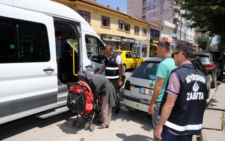 Dilencilere operasyon! 50 bin liraya el konuldu