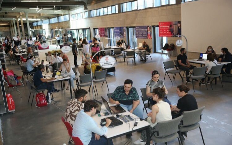 Abdullah Gül Üniversitesi’nden Tercih ve Tanıtım Günleri Abdullah Gül Üniversitesi’nden Tercih ve Tanıtım Günleri
