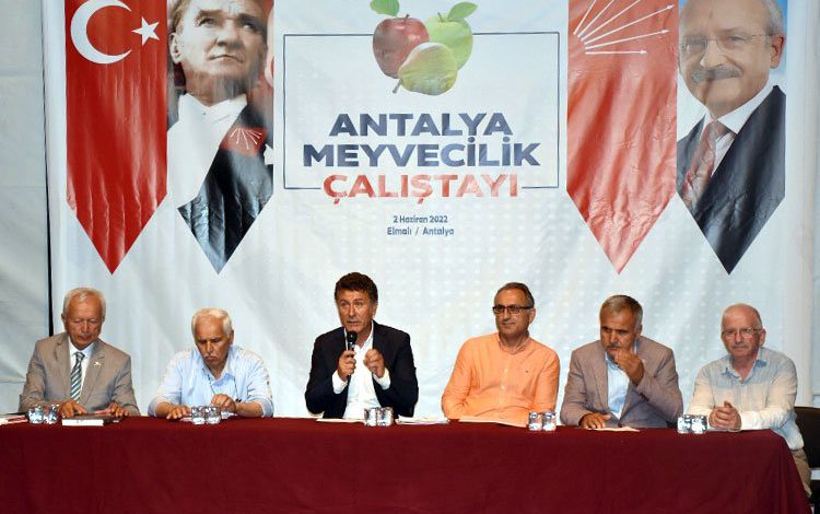 Antalya Elmalı’da CHP’den ‘Meyvecilik Çalıştayı’